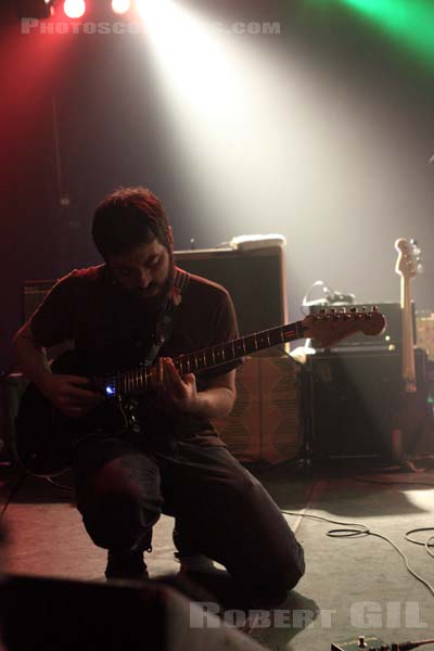 EXPLOSIONS IN THE SKY - 2011-05-20 - PARIS - Le Bataclan - 